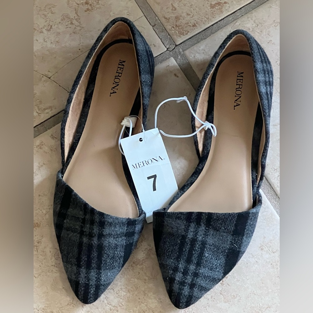 MERONA Plaid Grey Flats